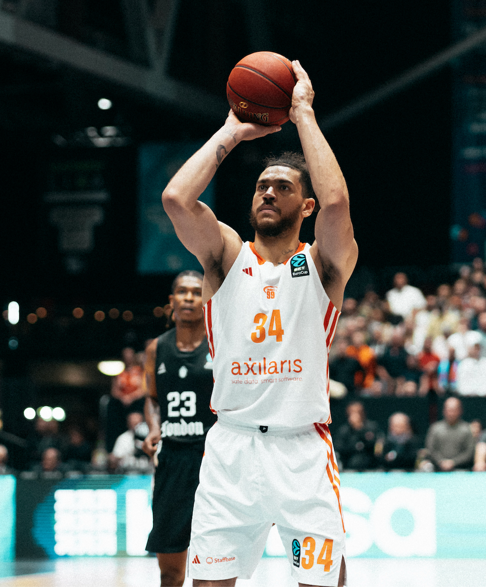 AUKTION: EuroCup Heimtrikot - #34 Gavin Schilling