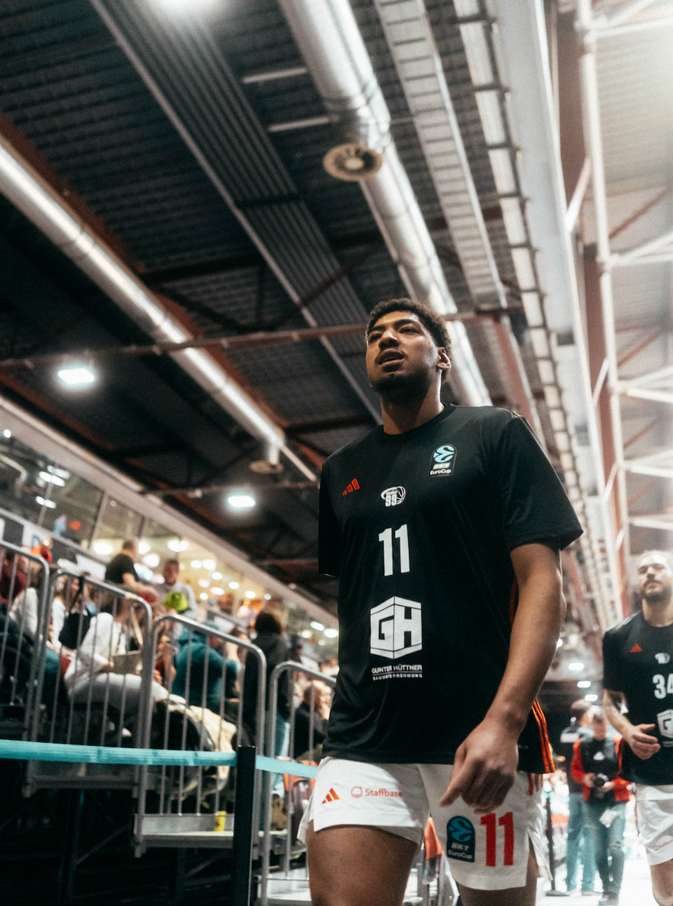 AUKTION: EuroCup Shooting Shirt - #11 Kostja Mushidi