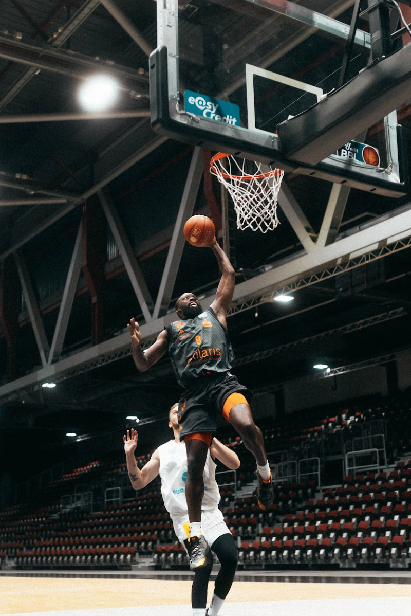 AUKTION: BBL Away Jersey - #9 John Newman III