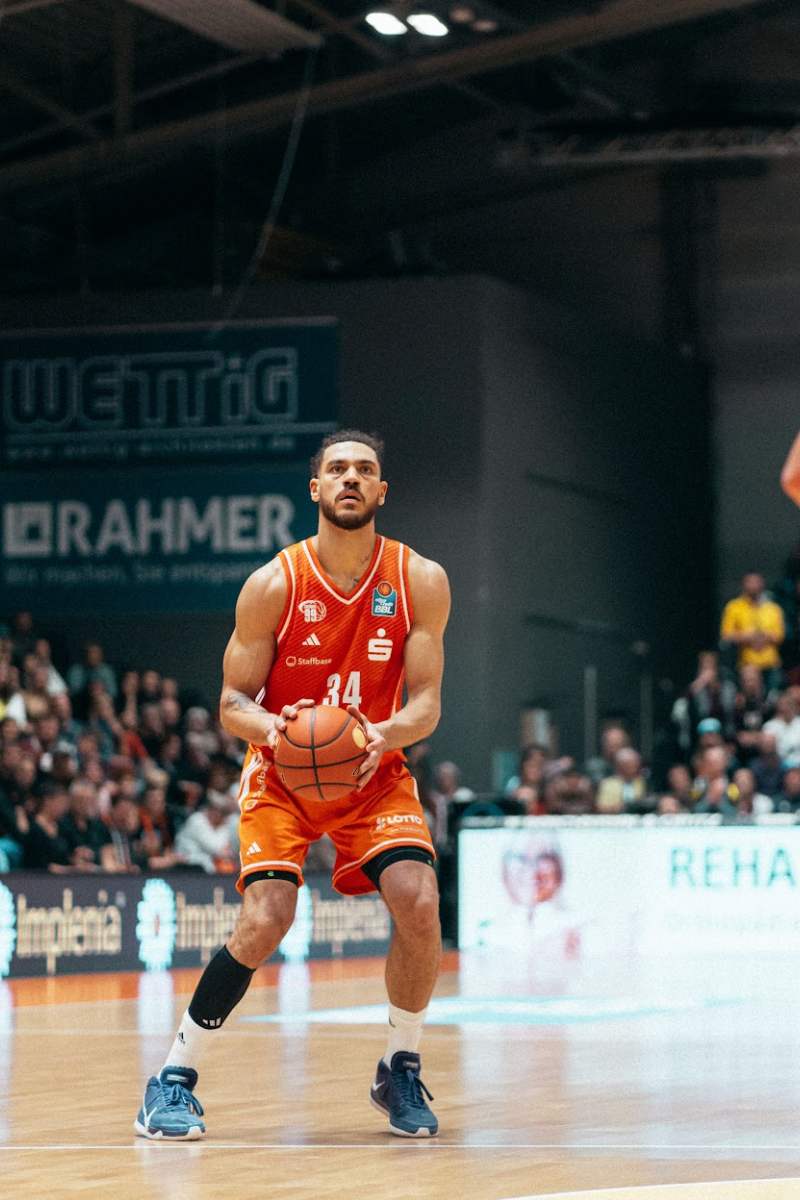 AUKTION: BBL Home Jersey - #34 Gavin Schilling