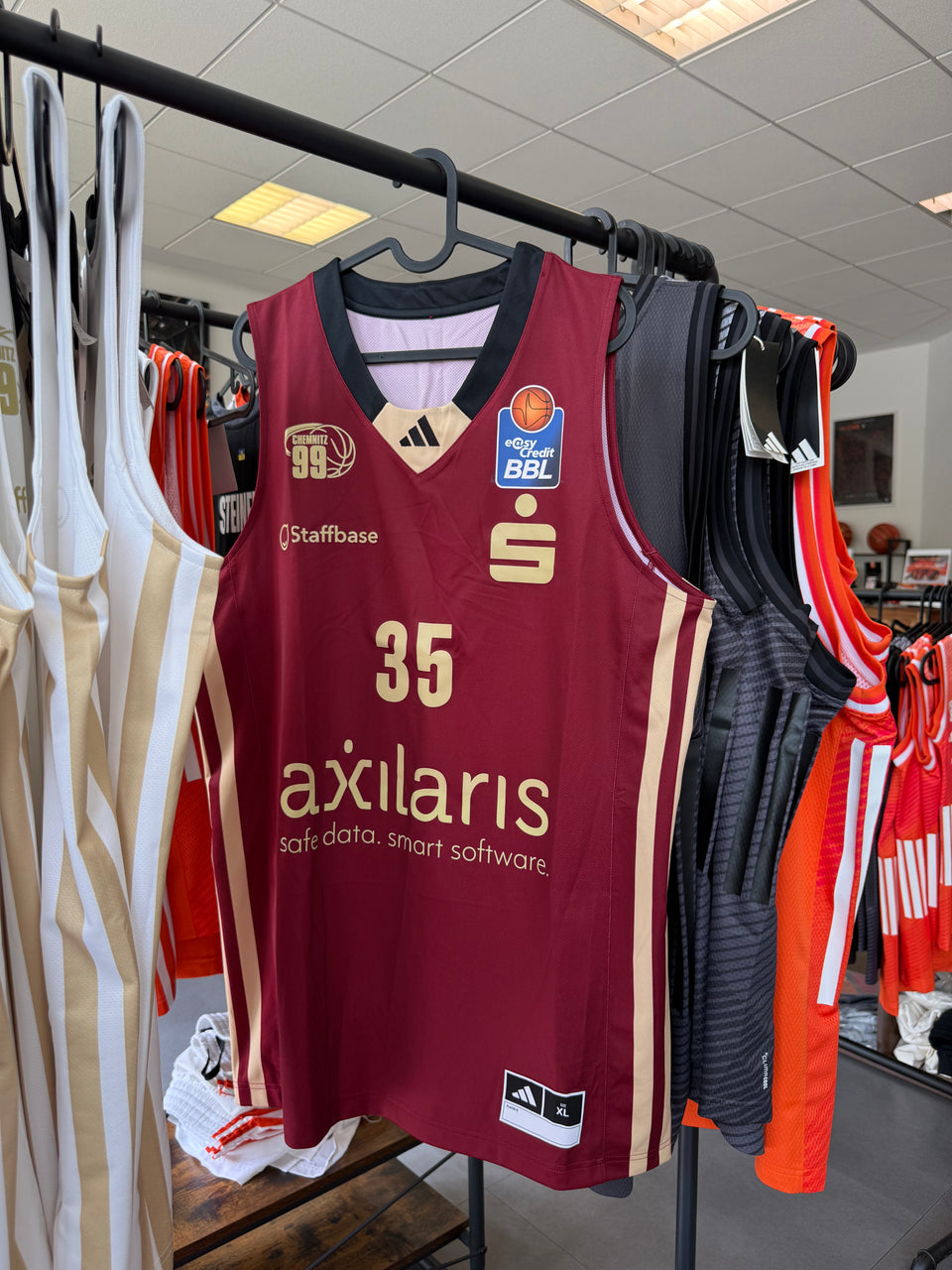 AUKTION: XMas Jersey - #35 Roman Bedime