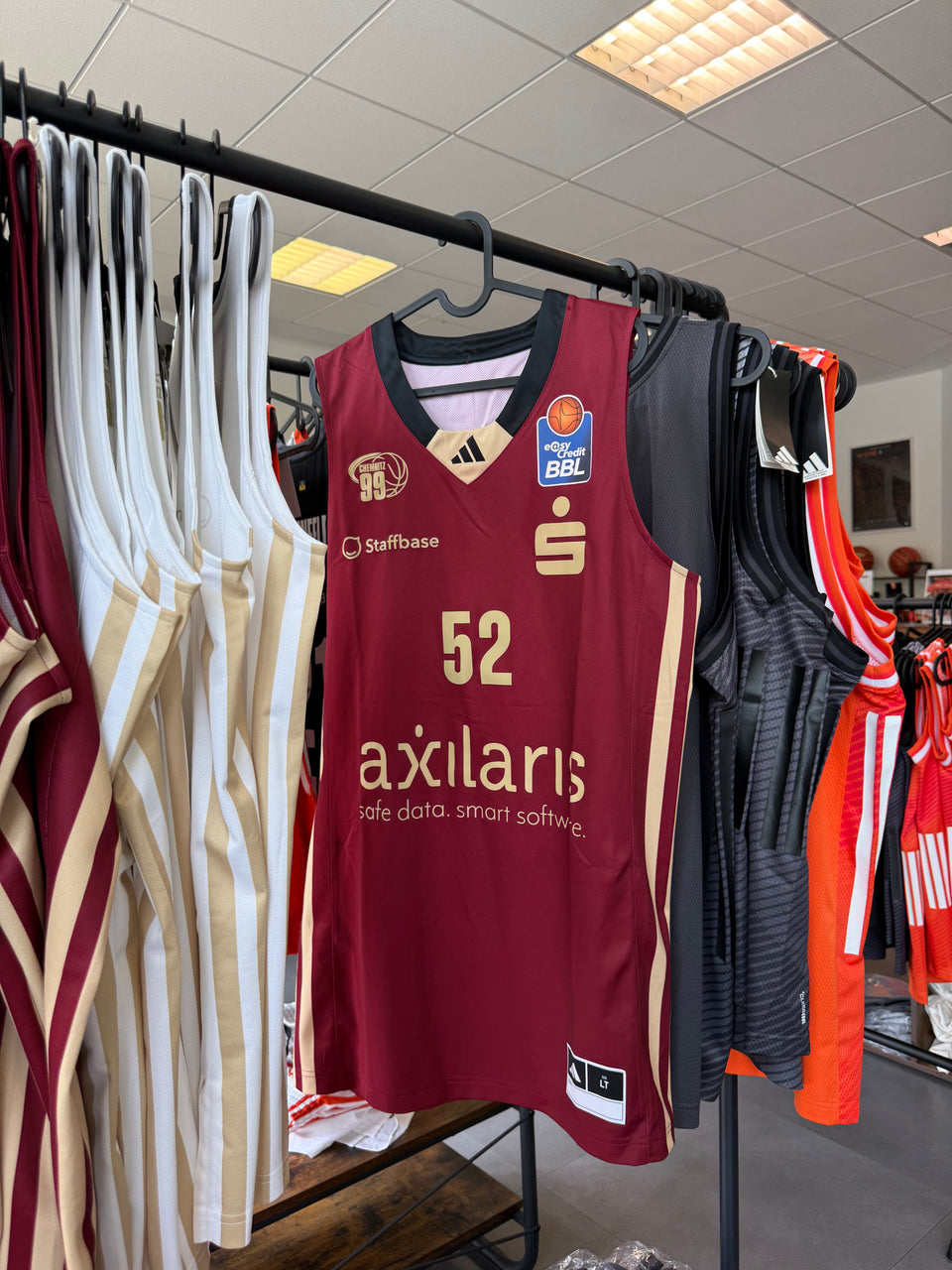 AUKTION: XMas Jersey - #52 Christopher Wahren