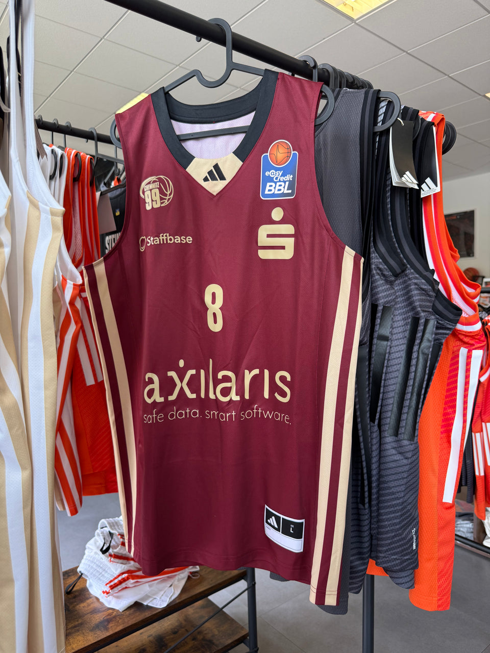 AUKTION: XMas Jersey - #8 Jordan Schakel