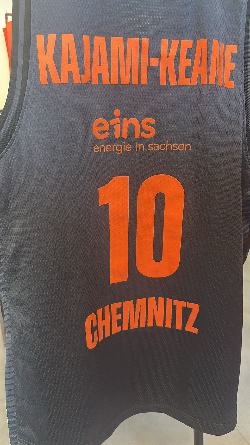 original getragenes Spielertrikot mit Unterschrift